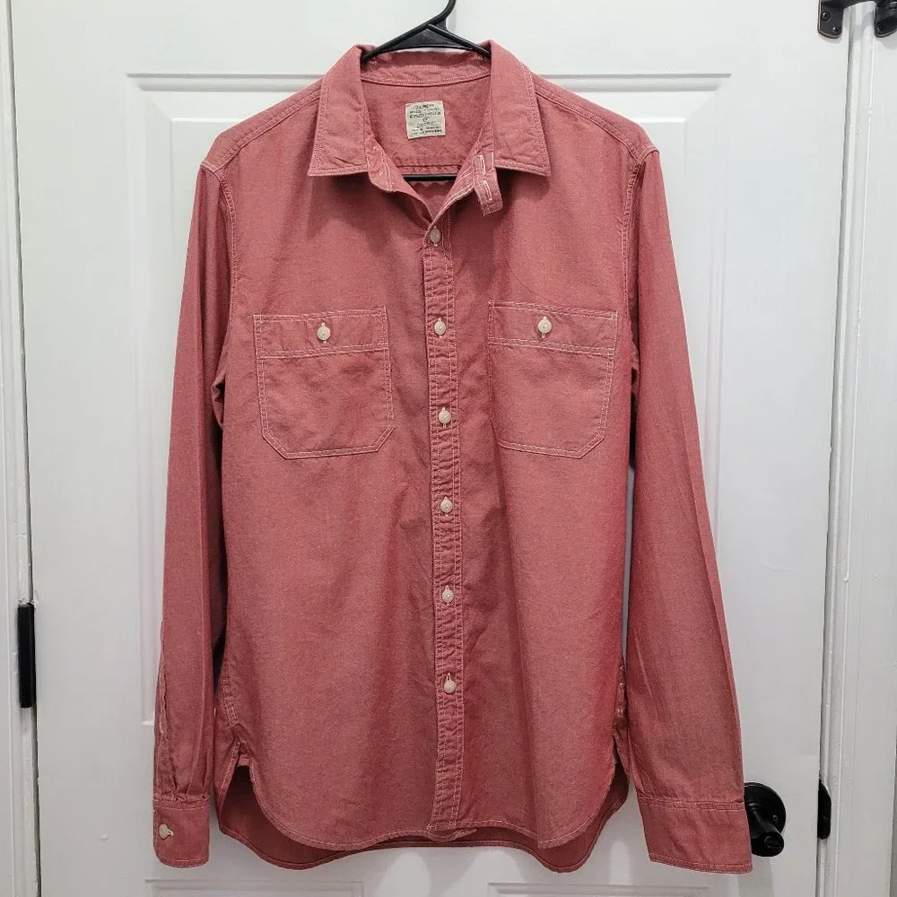 J. Crew Pink Chambray Long Sleeves Shirt Size M